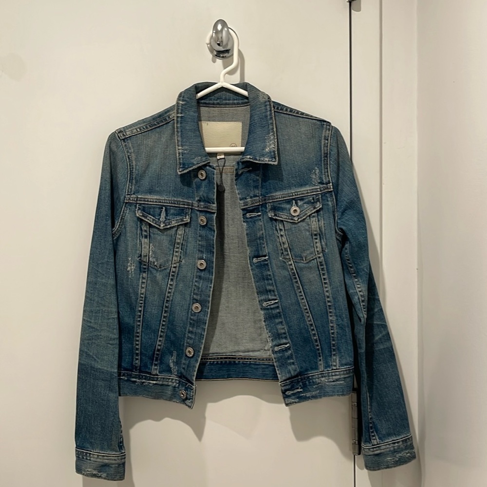 AG Jean denim jacket. SMALL. Barely worn. Fitted. Slight stretch to the denim.